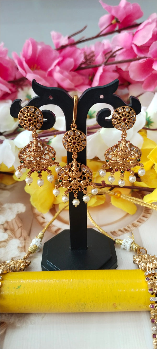 gold-plated long haram features rich traditional craftsmanship with elegant motifs and a radiant finish