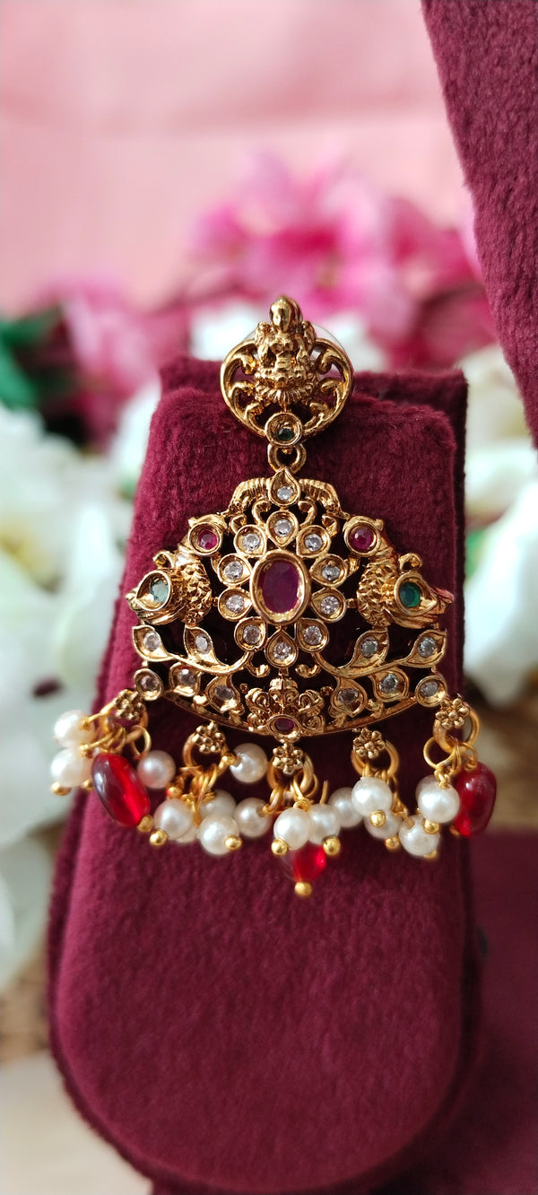 one gram gold combo set includes two exquisite pendants—Subh Laxmi, symbolizing blessings and prosperity, and a graceful Swan