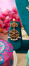 Kundan and crystal beads necklace blends the royal charm of hand-set Kundan stones with radiant