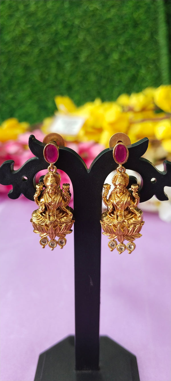 Premium golden subh laxmi devi locket with matching earrings