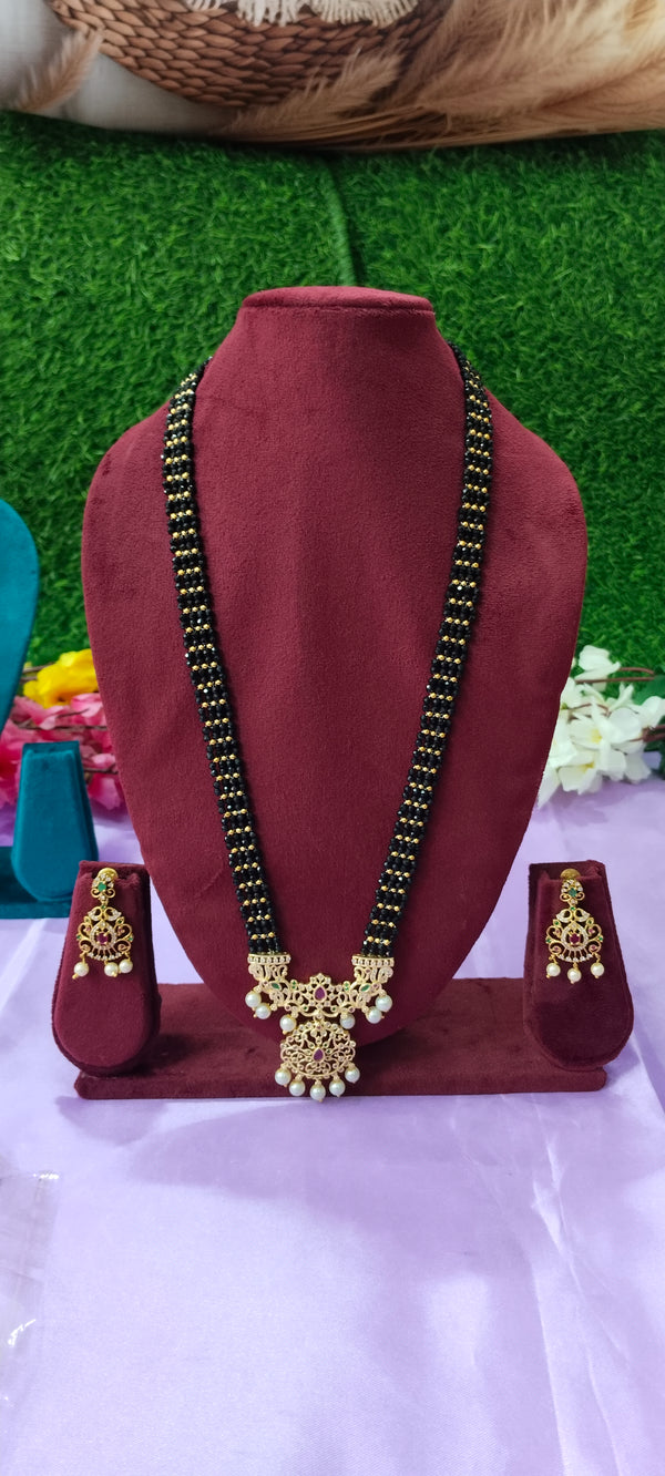 Long black beads chain with Gold plated pendant with earrings