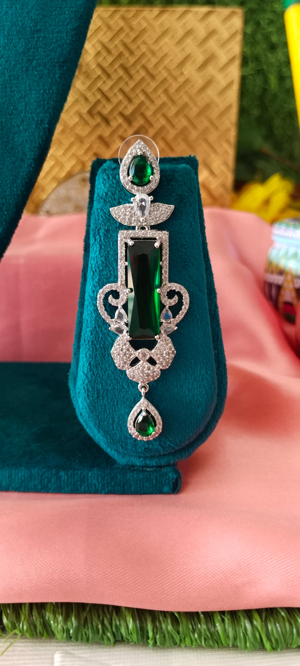 fashion Bold Majestic design necklace