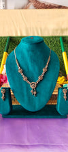 Floral mehendi polish elegant modern fashion design necklace