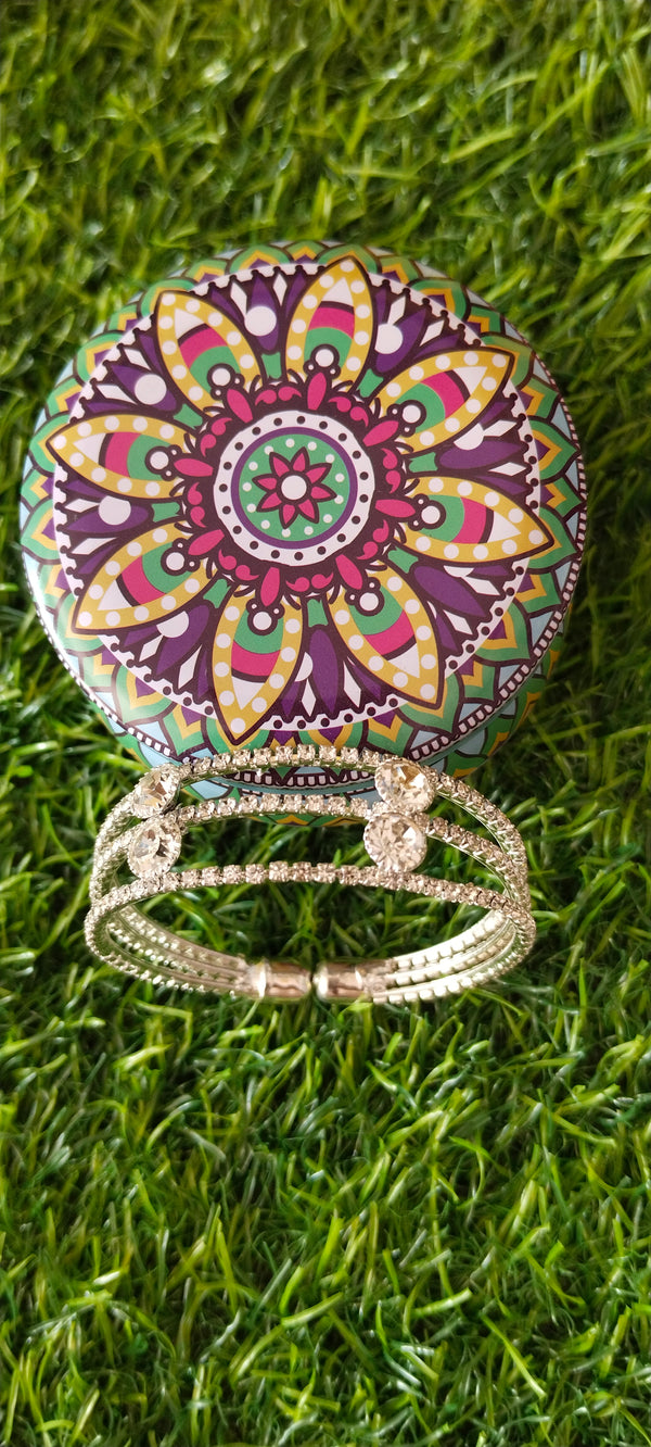 keep your baby comfortable grey colour baby bracelet stylish touch