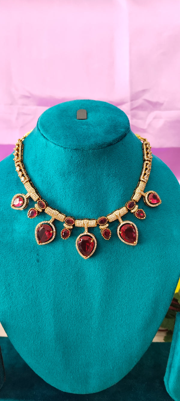 Kundan design reflects a fusion of royal heritage and modern aesthetics