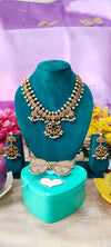 Kundan and crystal beads necklace blends the royal charm of hand-set Kundan stones with radiant