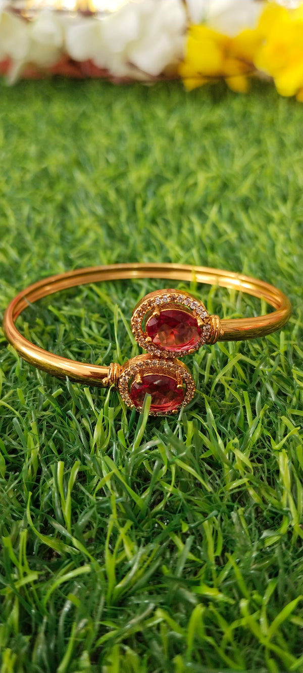 kada bracelett pendent with pink