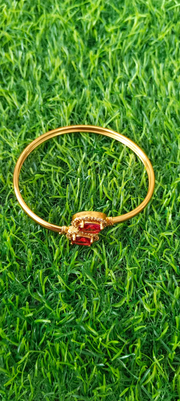 kada bracelett pendent with pink