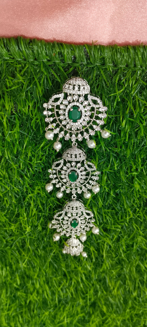 Silver CZ Jada is crafted to elevate your traditional hairstyle with radiant elegance