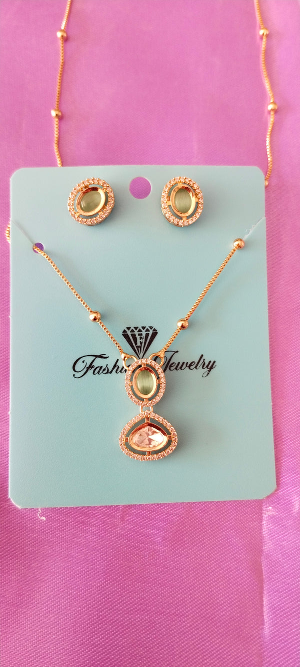 Fashion Jewellery with Moissanite with see green andwhite kundan