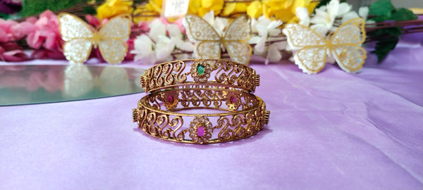 Stylish Floral Pattern Gold Plated Bangles for Women