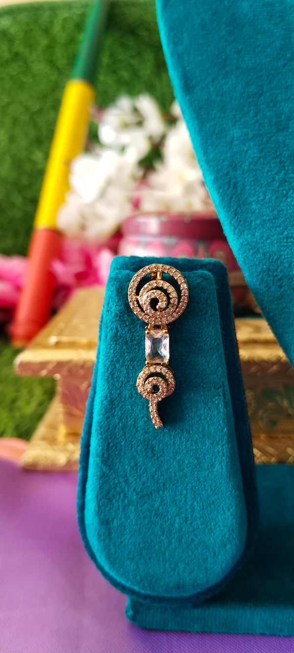 Floral mehendi polish elegant modern fashion design necklace