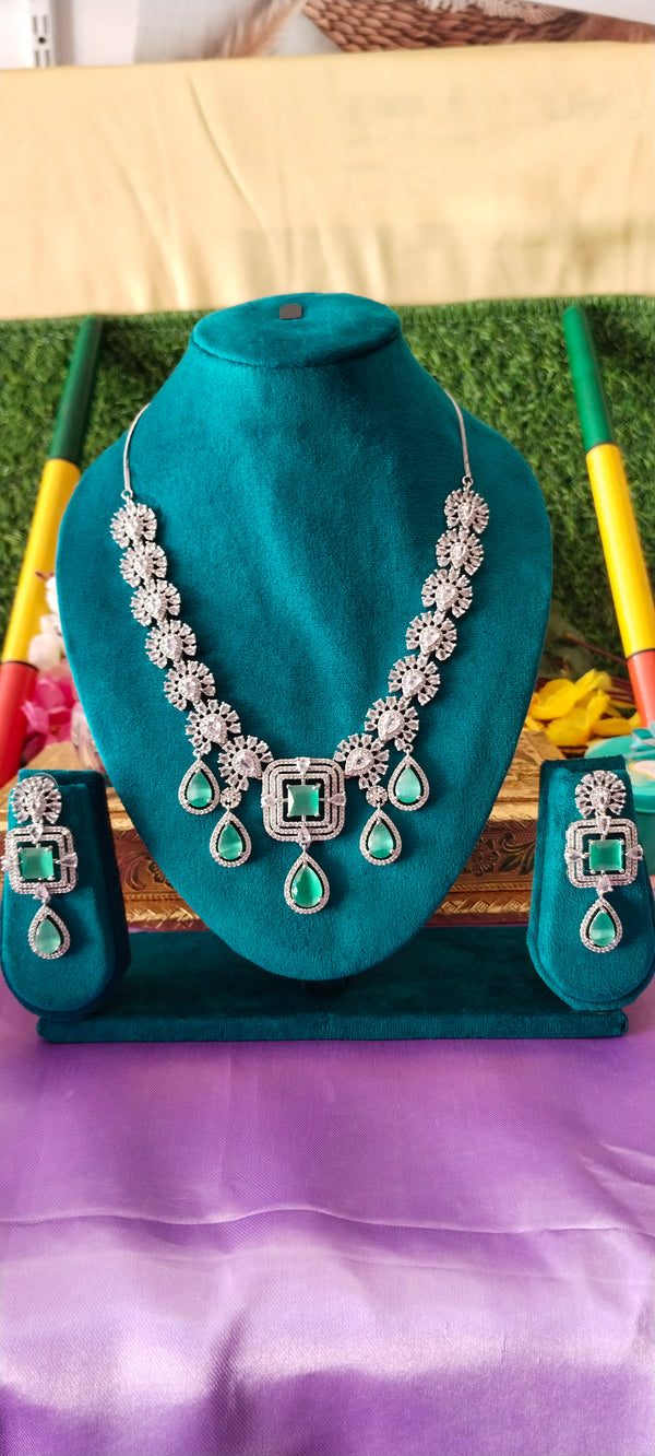 Luxurious american diamond elevate design necklace