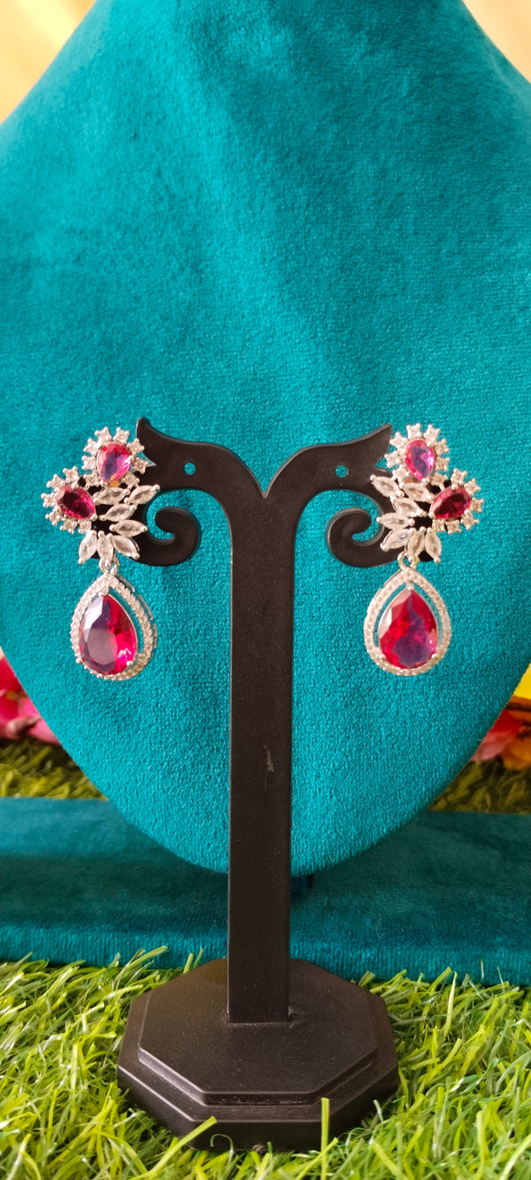Elegant and intricate design earring