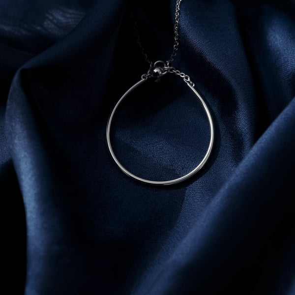 Minimal Choker Necklace