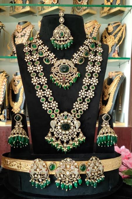 Victorian Jewelry Set (Copy)